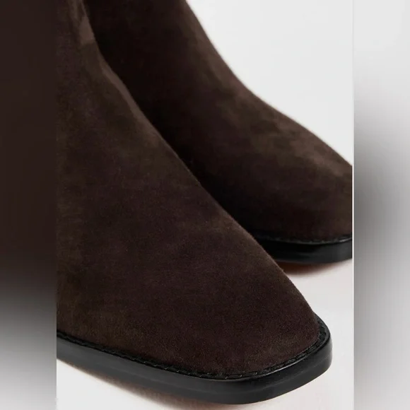 *Brand New* MADEWELL The Idris Ankle Boot in Dark Carob Suede Size 10 - Picture 3 of 16
